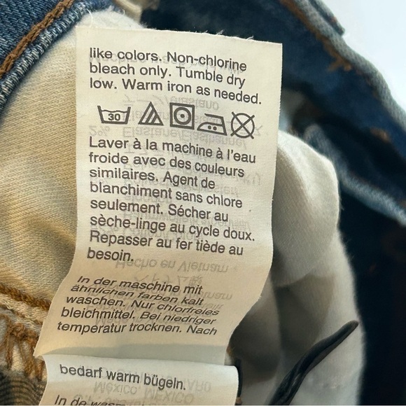 Madewell Cali Demi-Boot Jeans in Bess Wash: Button-Front Edition Size 26 - Picture 13 of 13